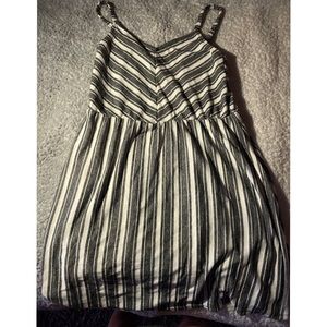 Black and white short dress